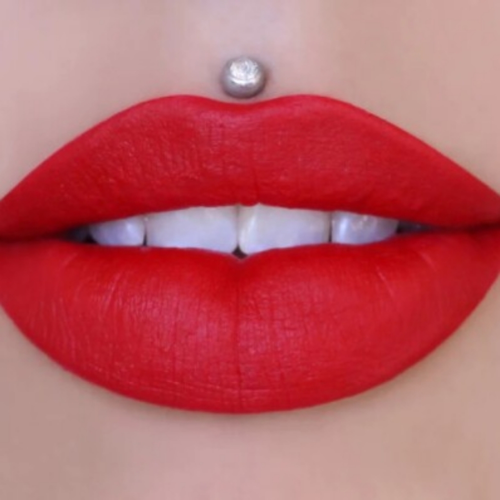 Jeffree Star Velvet Trap Bullet Lipstick - Redrum NEW - Picture 2 of 10